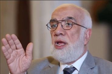 مثقفون مغاربة  يستنكرون إلقاء عمر عبد الكافي محاضرات في المغرب‎