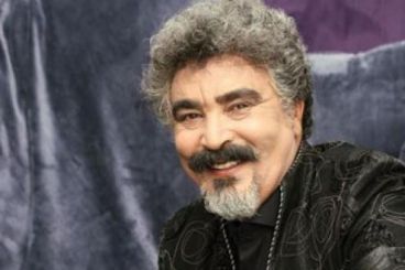 محمد السادس: بسطاوي ممثل مقتدر ترك بصمة واضحة في الميدان الفني